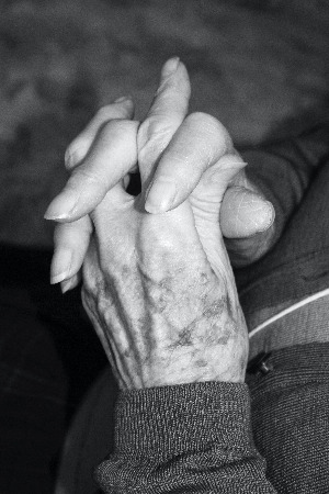 Prayer pic 4 old hands